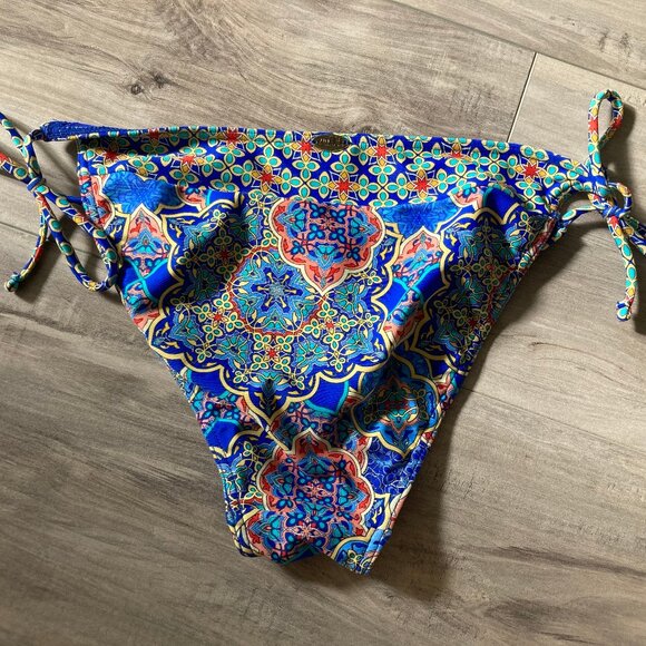 Sunsets Small String Bikini Bottom, Arabesque, Mediterranean Style - Picture 2 of 6